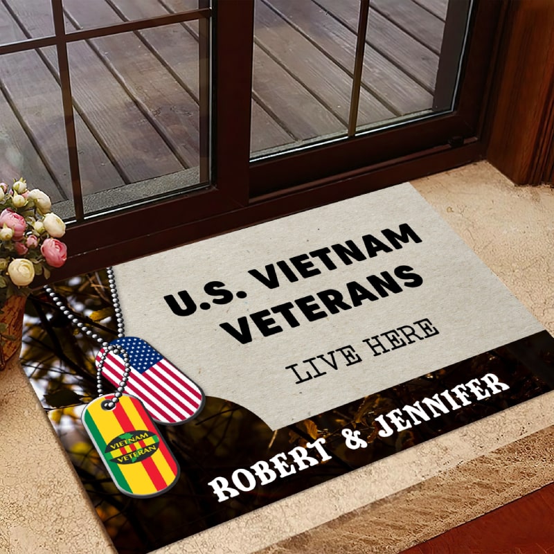 Personalized door mat with your names - The military live here