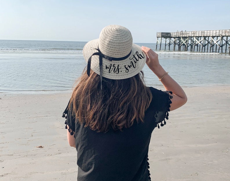 Custom Floppy Beach Hat - Bachelorette Trip Hat - Sun Hat - Honeymoon Beach Hat - Personalized Sun Hat - Bride to be Gift - Bride Hat